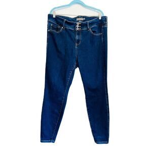 Torrid High Rise Jegging Size 18